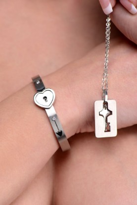 Picture of Cuffed Locking Bracelet and Key Necklace