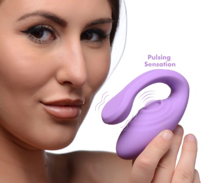 Picture of 7X Pulse Pro Pulsating and Clit Stimulating Vibrator with Remote Control