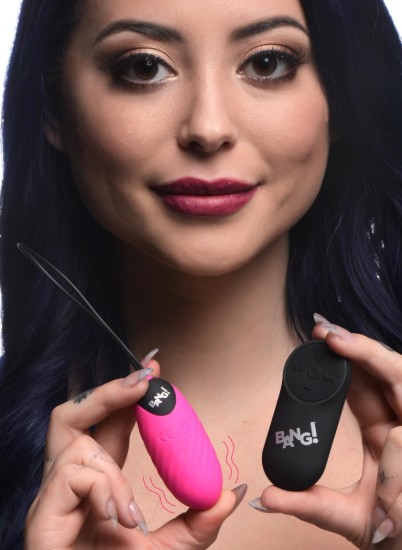 Picture of 28X Swirl Silicone Vibrating Egg with Remote Control